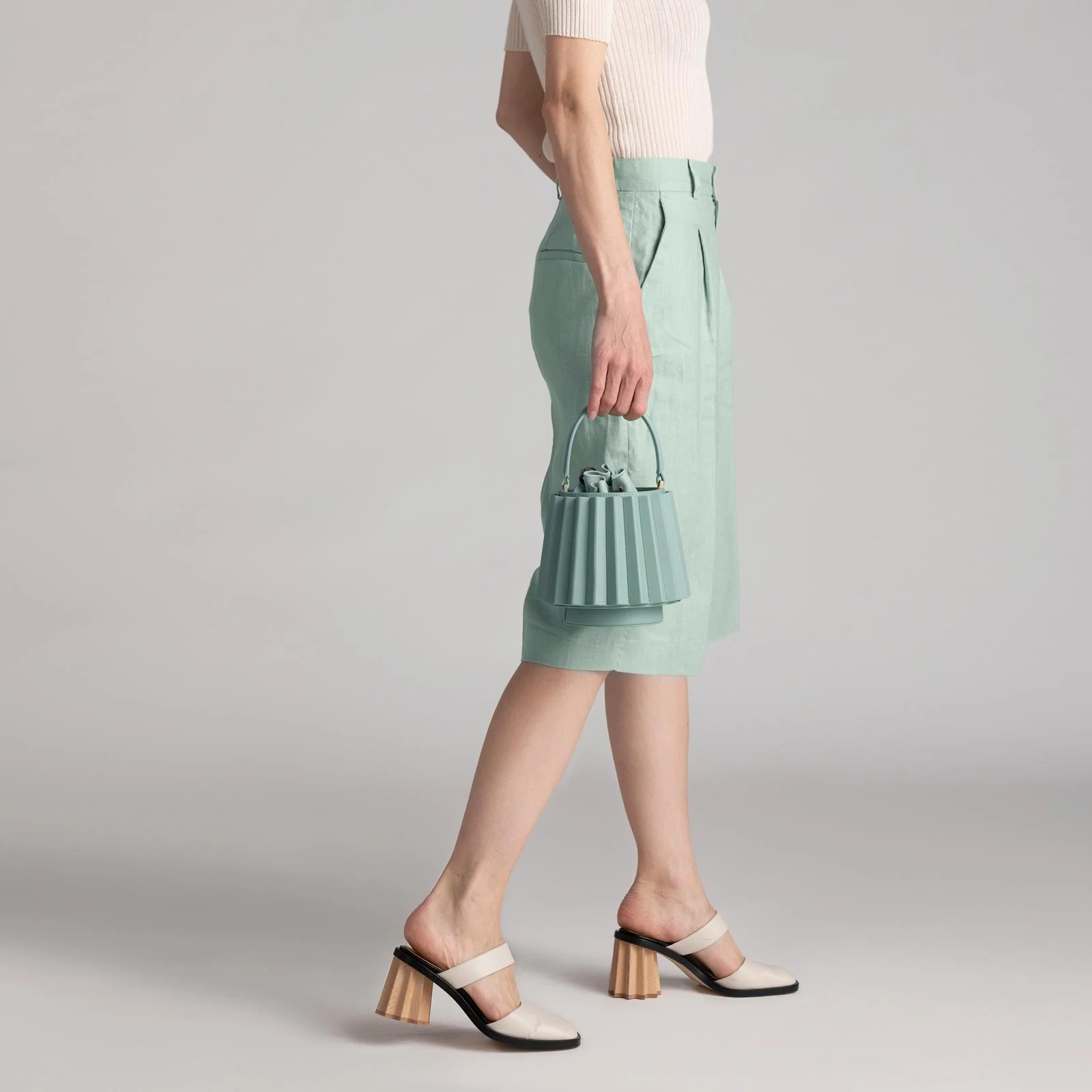 Lantern Bag Pleated view 5