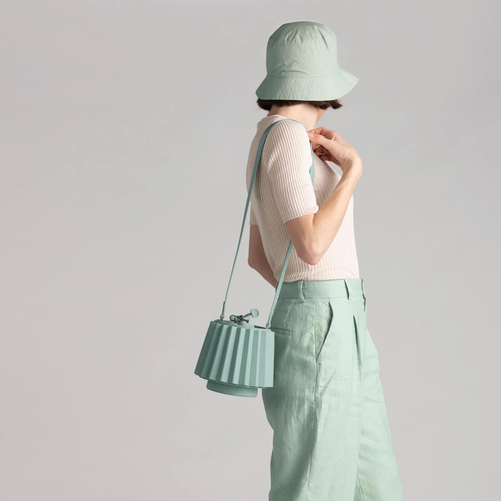 Lantern Bag Pleated view 7