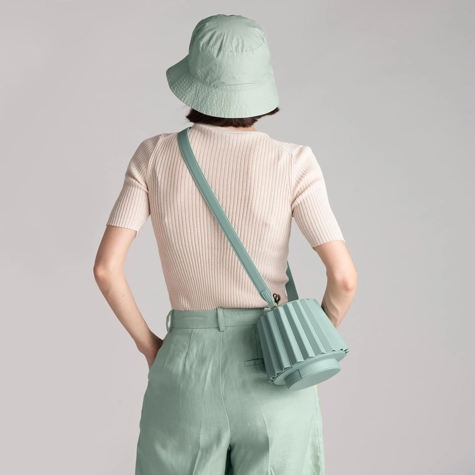 Lantern Bag Pleated view 8